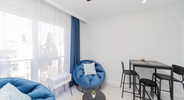 Comfy Home With Balcony in Muratpasa