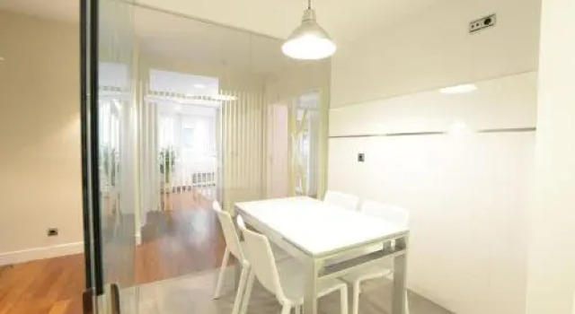 Friendly Rentals Moneo, Забронировать Апартаменты/квартира Грос Сан-Себастьян, рядом с Собор Доброго Пастыря