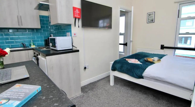Comfy Studio in the Heart of Coventry City Centre