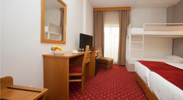 Семейный номер Standard Hotel Rainha D. Amélia, Arts & Leisure