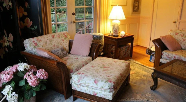 English Tudor View "THE BAKERY", Rezerwuj Hotel Mercer Island Waszyngton