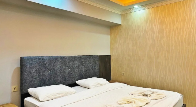 Suite Royal biglife hotel