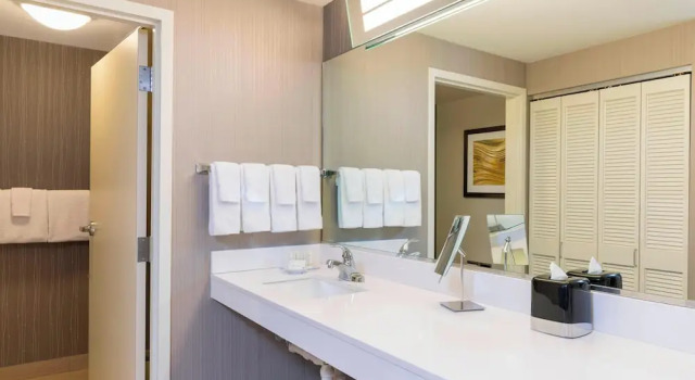 Люкс Courtyard by Marriott Livermore