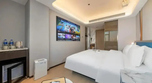 Номер Comfort Warm Yes Hotel