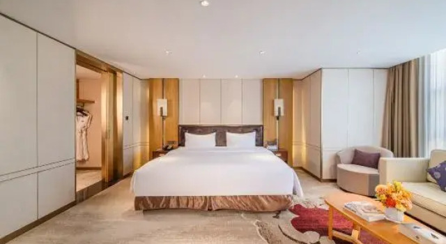 Семейный люкс Imperial Dragon Bay Purejoy Hotel