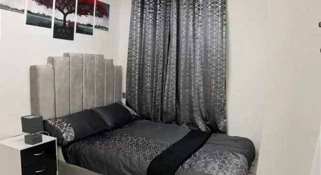 3 Bedroom Whalley Aparthotel