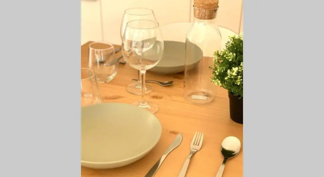 Charming studio next to Fiera with Terrace and parking, Prenota Hotel Pero Lombardia, vicino a Stazione Metro Pero