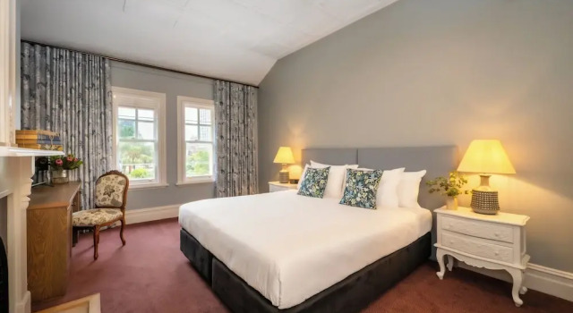 Номер Standard The Russell Boutique Hotel