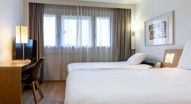 Трёхместный номер Standard Mercure Paris Le Bourget Aeroport
