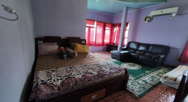 Люкс OYO 90633 Graha Dirham Homestay