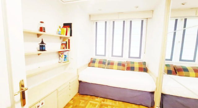 Apartamento turístico San Juan, Забронировать Апартаменты/квартира Памплона Наварра, рядом с Железнодорожная Станция Памплона