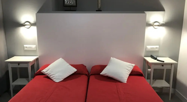 Hotel Varadoiro, Забронировать Отель Портоново Sanxenxo Municipality, рядом с Пляж Baltar