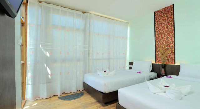 Phi Phi Sea Sky Resort
