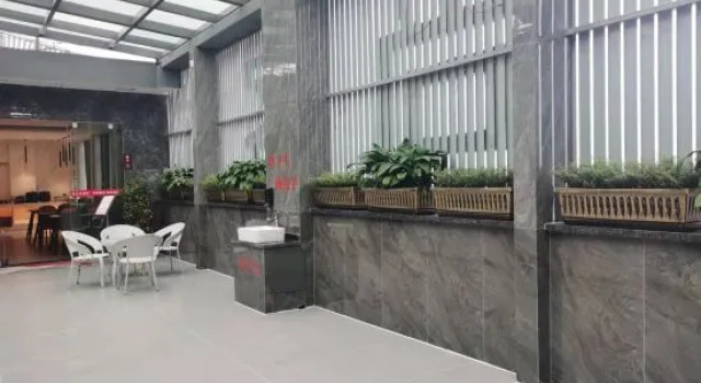 Shankee Chain Hotel (Lincang Quanzhangjie Bus Station), Prenota Hotel Lincang Yunnan