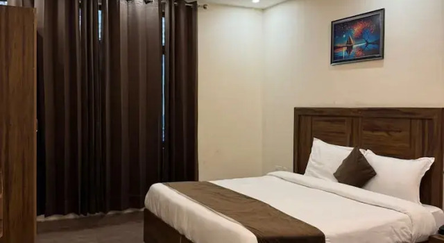 Номер Deluxe SM Hotel