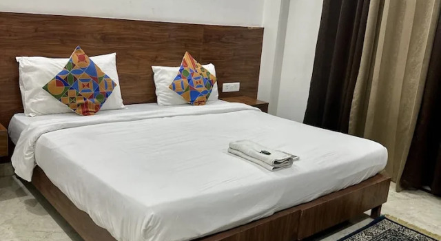 Номер Superior Vikrant Residency 59