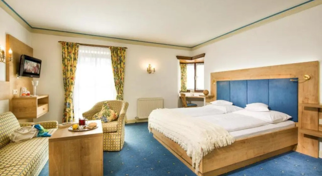 Двухместный номер Comfort с балконом Johannesbad Hotel St. Georg