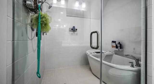 Апартаменты Modern Townhome 4 Mi to Downtown Frederick