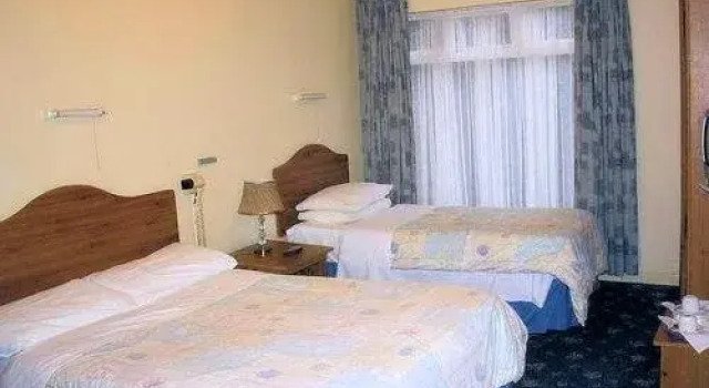 Redclyffe Guesthouse, Book Hotel Cork County Cork
