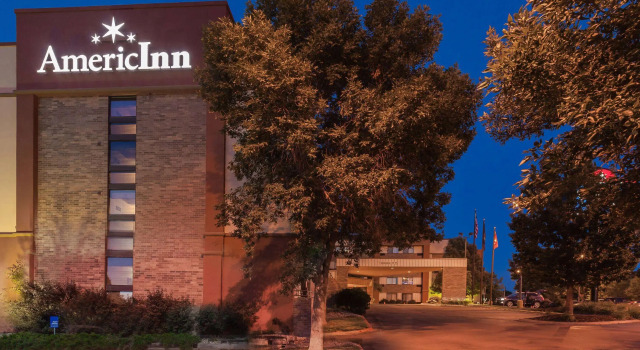 AmericInn Hotel & Suites Omaha, Rezerwuj Hotel Hotele w Omaha z basenem, Basen