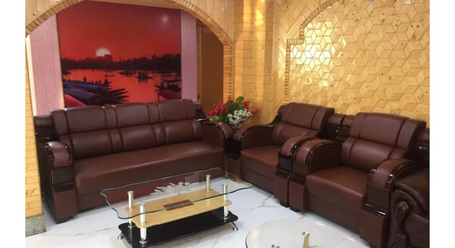 OYO 27855 Hotel Holiday Villa