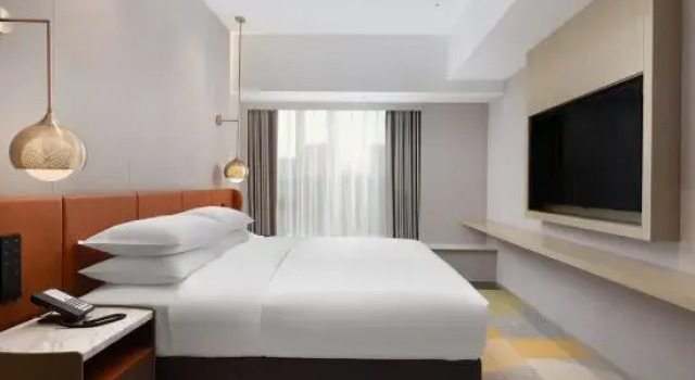 Люкс Home2 Suites by Hilton Jinan Tangye Sunac Land