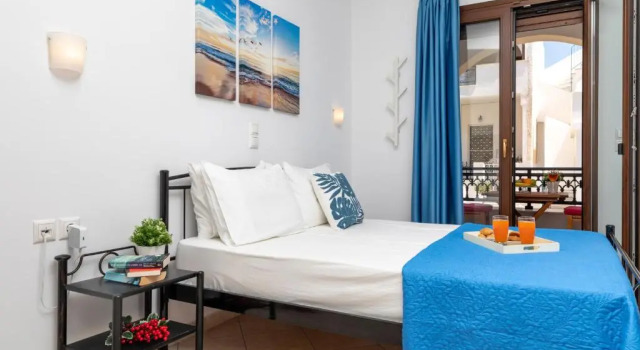 Студия Standard NAXOS DIAMOND Studios Apartments