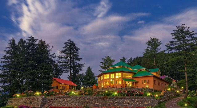 Spruce Resort Shogran, Prenota Hotel Shogran Khyber Pakhtunkhwa Province