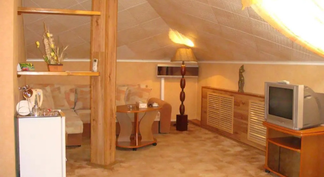 Полулюкс Volf Club Hotel