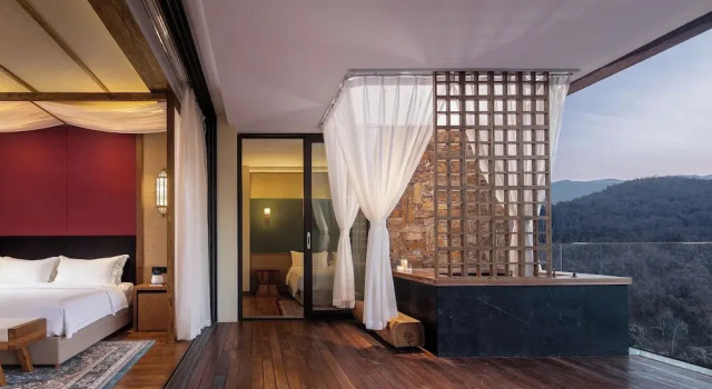Люкс Superior Jinghong Bood Panorama Resort Inn