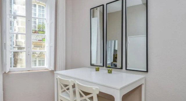 Comfortable studio apartment close to Avignon Bridge Welkeys, Prenota Appartamento Avignone ViaRhona