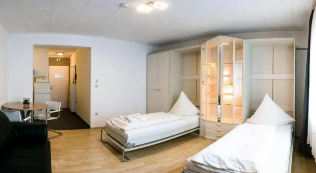 Apart-1-OG-Nr1, Varaa Hotelli Darmstadt Bergstraße