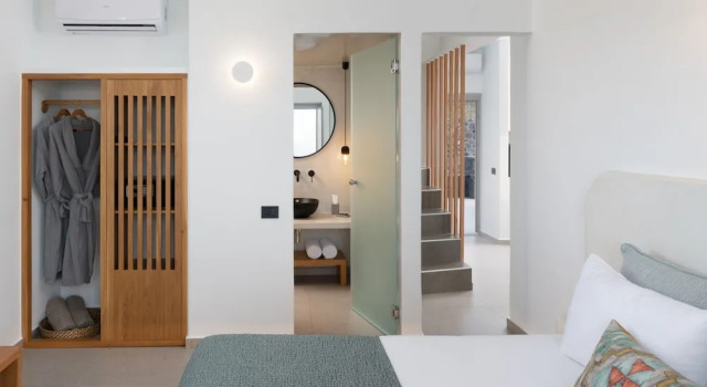 Phaos at Saint John Villas with private heated pool, Забронировать Вилла Отели Ия с парковкой, Парковка
