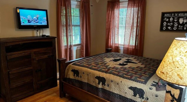 Smoky Mountain River Retreat #318