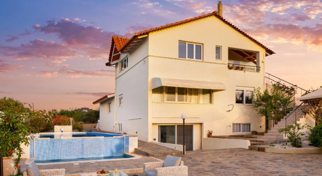 Villa Elihrisos-a 225sqm villa/private heated pool, Забронировать Вилла Бизнес-отели Ставрос, 4* 5*