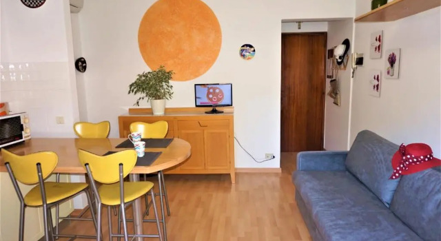 Lovely Flat on the Mezzanine Floor With Garden and Terrace by Beahost Rentals