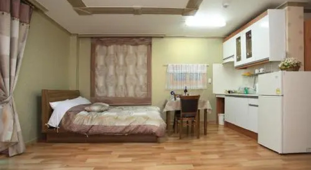 Space Pension, Prenota Hotel Hotel a Gangwon-Do con parcheggio, Parcheggio