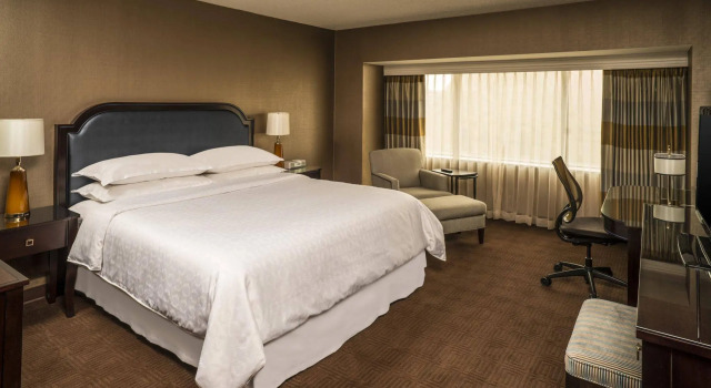 The Plaza Hotel Columbus at Capitol Square