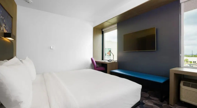 Двухместный номер Standard Aloft by Marriott Austin Airport