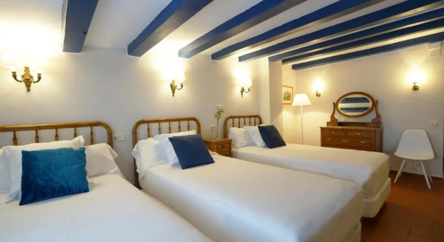 Трёхместный номер Standard Hotel Medium Romantic
