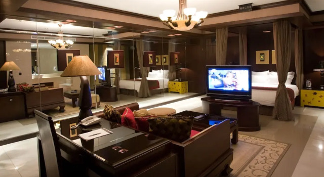 Deluxe Doppel Suite Yes Motel