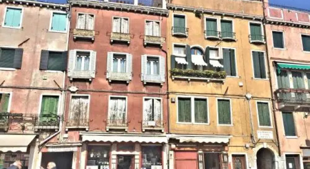 Biennale APT Balcony, Забронировать Отель Кастелло Венеция