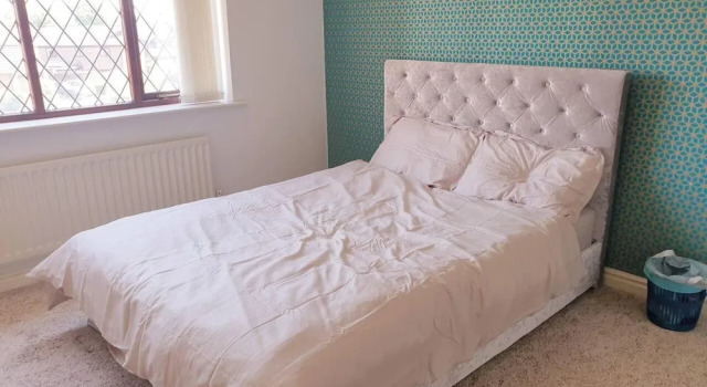 Lovely 4-bed , 3 Bath Villa in Bolton, Manchester, Buchen Sie Villa Bolton Greater Manchester