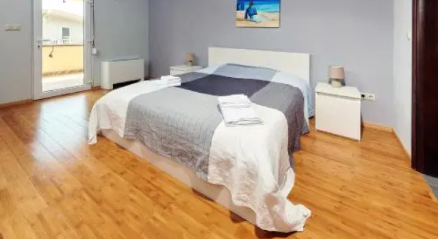 Apartments Villa FourTuna, Book Apartment Željeznica Bar County