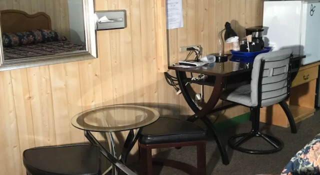 Четырёхместный номер Standard Diamond View Motel