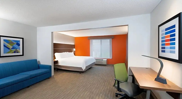 Двухместный люкс Holiday Inn Express & Suites Tell City by IHG