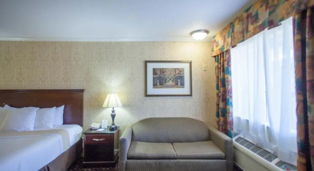 Номер Standard Days Inn by Wyndham Shenandoah