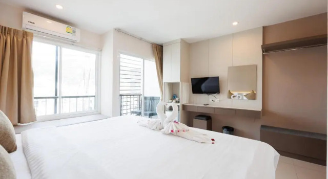 Номер Standard La Vista Patong Hotel