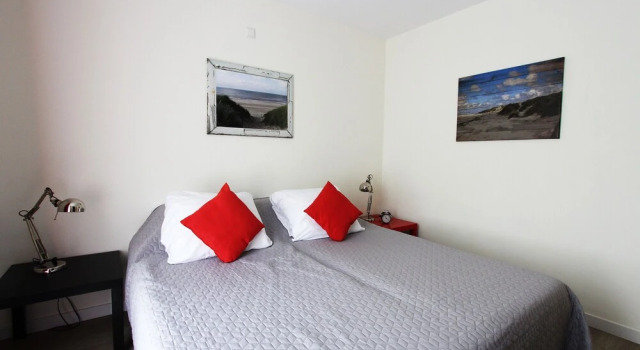 Stunning 2-bed Apartment in Egmond aan Zee Mantelm