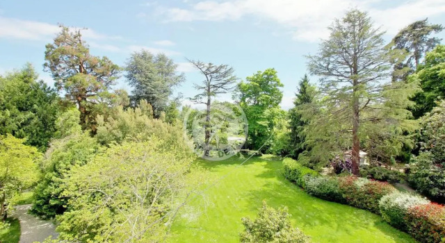 Villa Corina, Rezervovat Vila Hotely v Hautes-Pyrénées s parkováním, Parkování